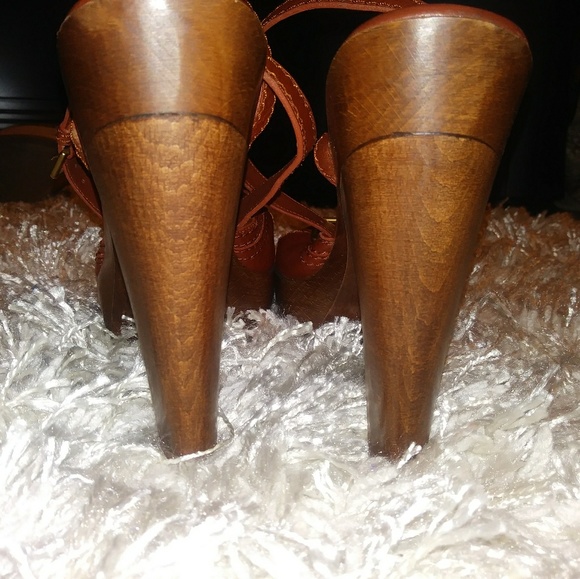 *Authentic* YSL Platform Sandals - Picture 5 of 7